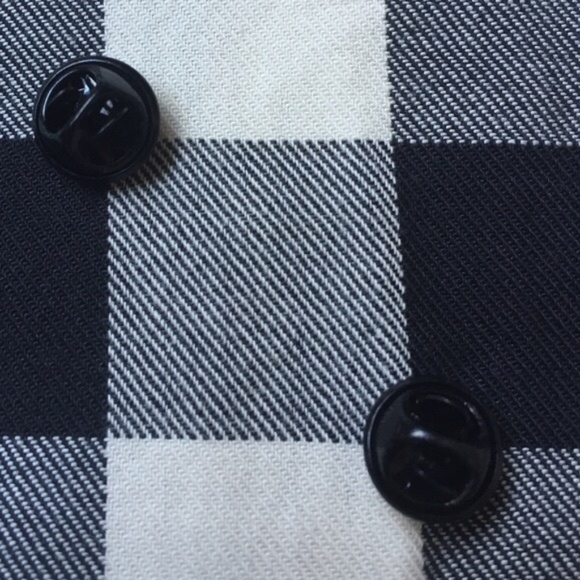 SALE  Enamel Pin Set Lips Kiss Mouth Set of 5 OMG - Picture 4 of 4